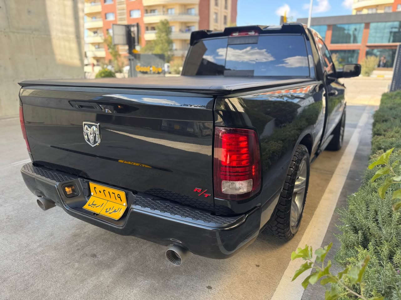 سلام عليكم

دوج رام كلاسك R/T 2017 5.7 

مواصفات سياره فول 

كامره خلفي
وياله حجم ٢٠ بلادي كروم
سبايدر خلفي
غلاف بدي امريكي اصلي
بك لايت ليد
لايت امامي زنون ادابتڤ
اشاير مري
تشغيل عن بعد
بصمه 
كشنات تدفئه
ستيرن هيتر 
جلد + كنتارا srt كهربائي
كيجات الكتروني
بعد هواي مواصفات

سياره عليه تزويد امريكا 
دبلات و لويات ايباغ eibach
هدرز شورت 
بلكات ngk امريكي ريسنك
فيت بمب ريسنك
برمجه امريكا

عليه أدامه كامله دهن مي راديتر تايرات جدد باسمي سياره تحويل وكاله نفس اليوم رقم اربيل

ضرر سياره 1 قطعه جاملغ امامي جهة سايق بدون شواصي و دواخل بشرط
ماشيه ٦٧ الف ميل محرك كير بشرط 

موقع سياره سليمانيه

للاستفسار او طلب 
***********
*********** السليمانية, العراق
