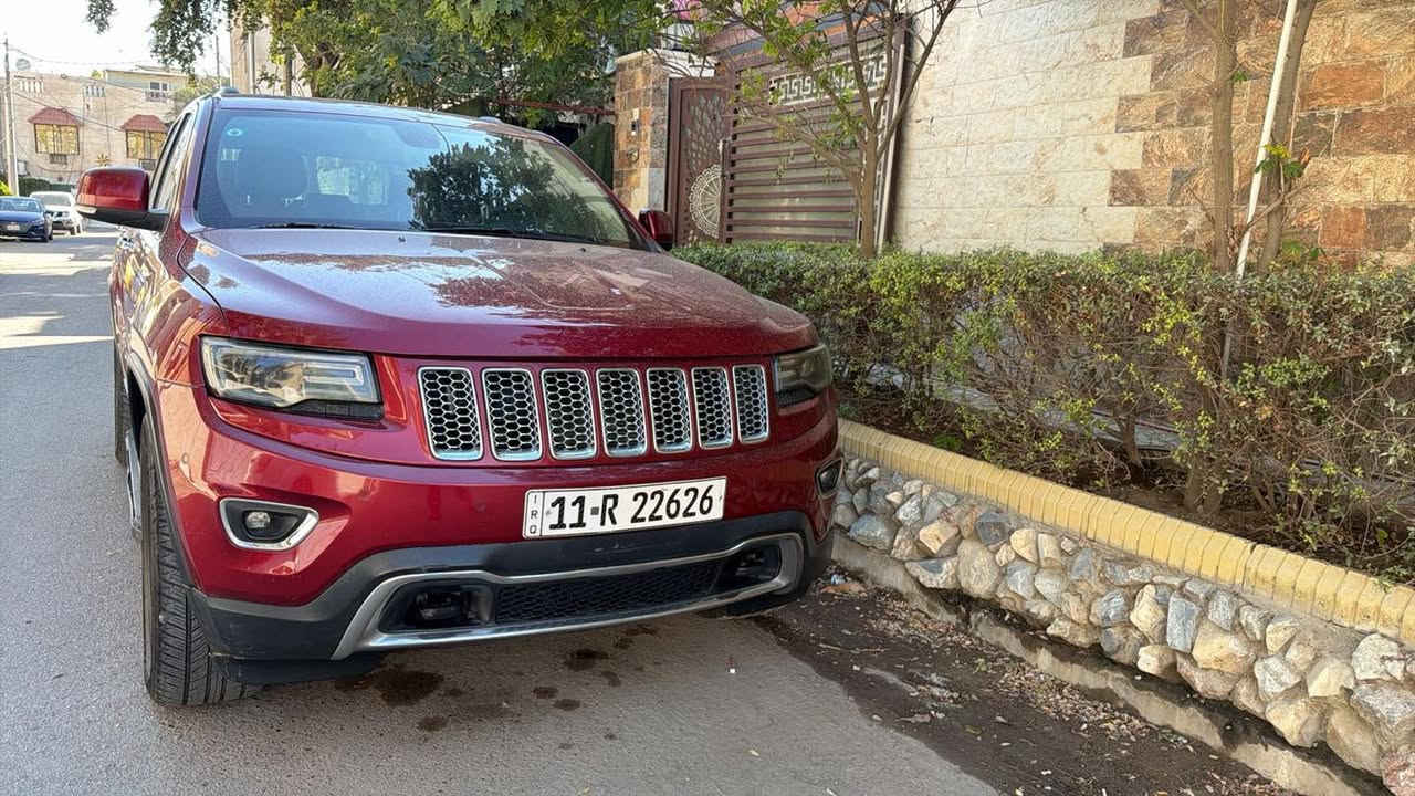 جێب گراند 2014 

بۆ زانینی نرخ
 لایکی پەیج بکە و کۆمێت بکە نرخت پێدەگات 

مەکینەی 5.7 
‎8 بستۆن 
‎162،000کم ڕۆشتووە 
خلیجیە 
فول فولە 
بۆیاخی نییە 
ڕەقەمی بغدایە 

سەیارەکە لە بغدایە 

ژمارەی خاوەنی 
0771 107 47 27 
_______________________________

جیب گراند 2014

لمعرفة السعر
سوِّ لايك للصفحة واكتب تعليق، والسعر يوصلك

مكينة 5.7
8 سلندر
ماشية 162,000 كم
خليجية
فل فول
ما بيها صبغ
رقمها بغداد

السيارة موجودة ببغداد

رقم صاحبها
0771 107 47 27
