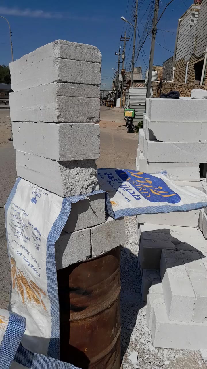 يالله السلام عليكم من ميسان العمارة رقم تليفون واتساب هم بية (***********) يوجد عمال تصعيد كافة المواد وتفليش وتنكير لبخ بتالو تشميع بيوت مساوات بتالو حفر قطع تزفيت صطح تزفيت بتالو تنزيل انقاذ تنزيل تراب صطوح تدخيل سبيس نقل غراض بيت بنسب الاسعار
