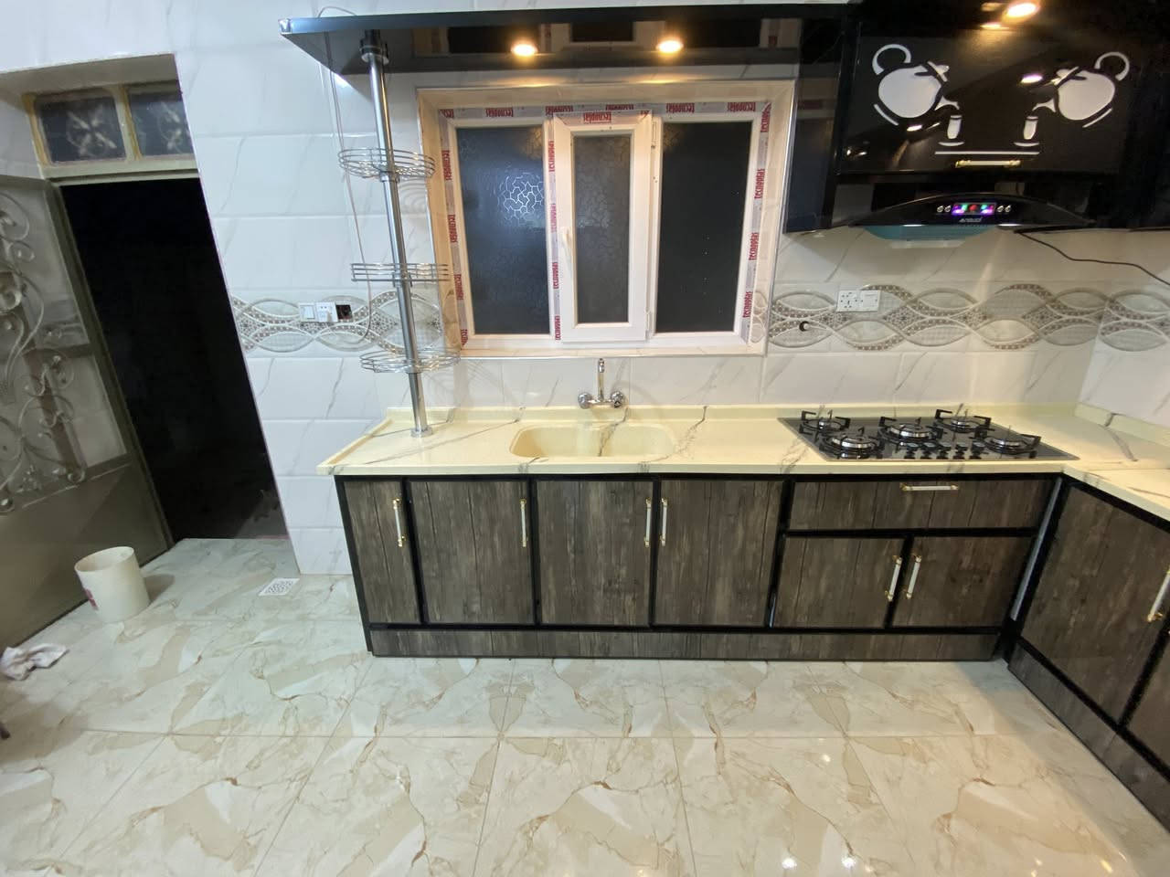 }
🔹 معمل ألمنيوم الوليد 🔹  

متخصصون في:  
• إنشاء المطابخ الألمنيوم بجميع التصاميم الحديثة.  
• تصنيع العارضات.  
• أعمال التصليح والصيانة.  
• العمل على كافه الألوان والقياسات حسب الطلب.

عمل متقن وخبرة في التنفيذ مع أفضل الأسعار.

📞 للحجز والاستفسار:  
***********  
***********  

📍 العنوان: مجاور الوقف السني
