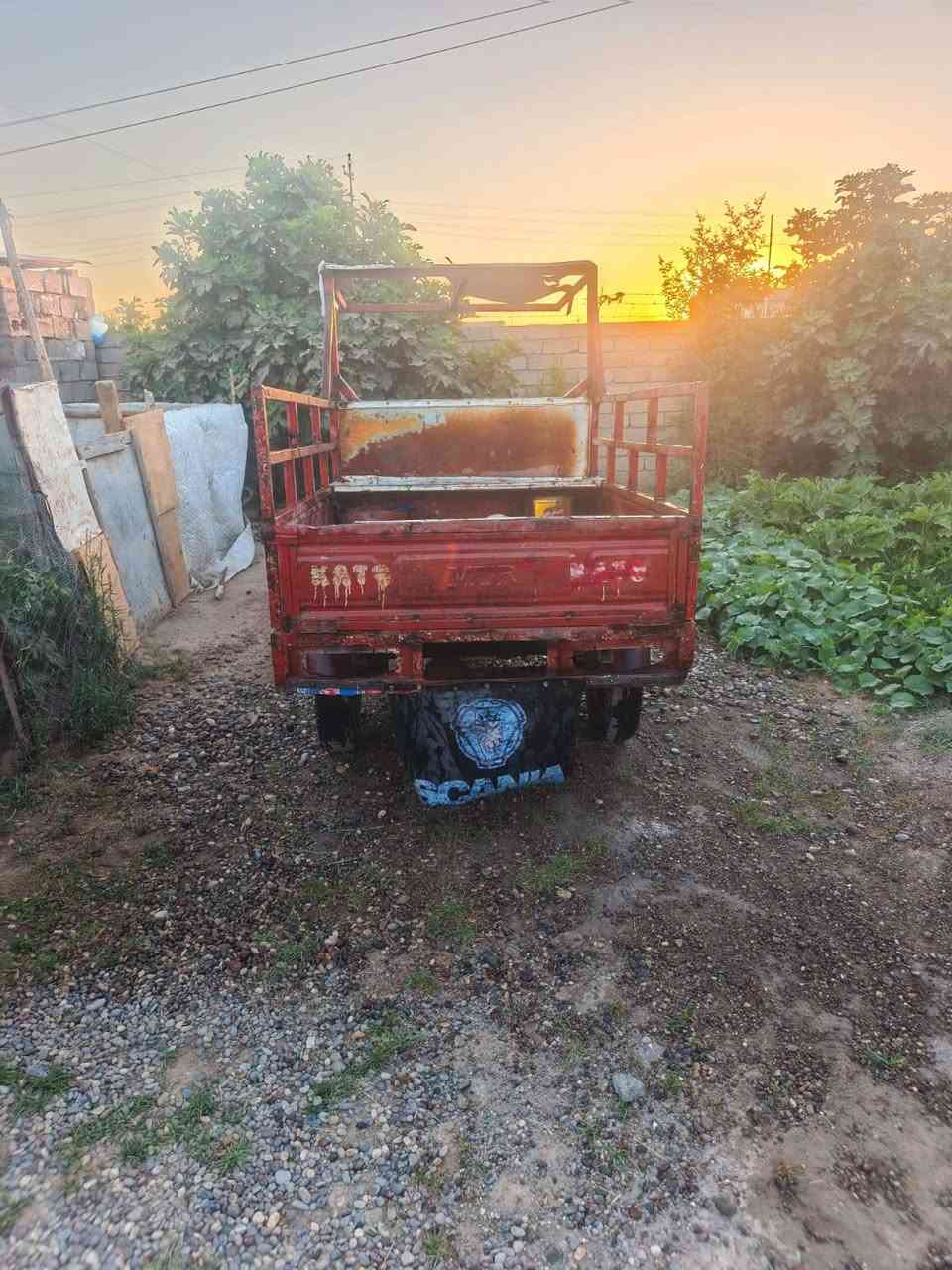 عندي ستوته للبيع، واللي يرغب أو يريد يستفسر عن التفاصيل يتواصل على الرقم:
📞 ***********

مكلف/حياكم الله
