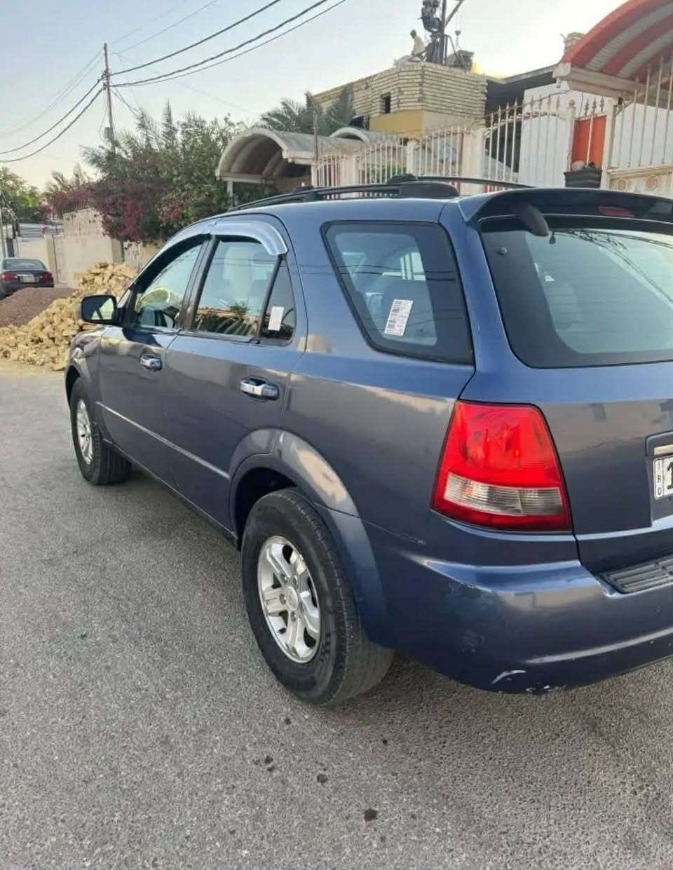 سورنتو 2006 محرك 6 سلندر 3500
وارد امريكي حادثها موجود بالصور مصبوغه حزام
فور ويل دفع رباعي
بيها منضومة غاز 60 لتر
السعر 90 وبيهاا مجال حك الجيه 
مكاني جسر ديالى
للتواصل مع صاحب السياره
***********
