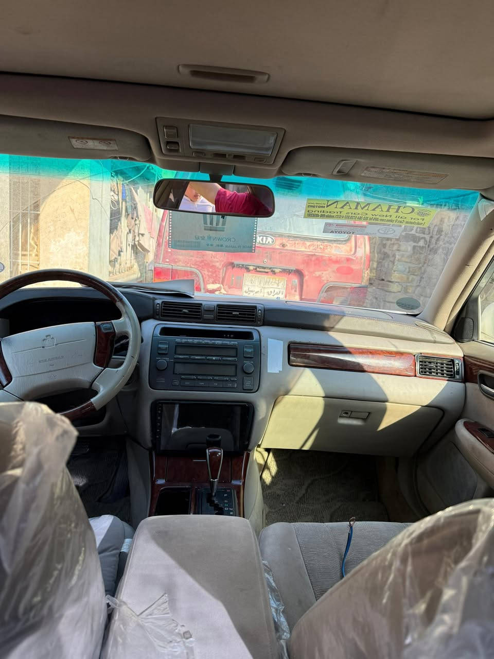 السلام عليكم ملكة موديل 2000 للبيع حديدة كفالة من الكص ومشمولة بالقرار ترقيم 
محرك 2600 العنوان بغداد  
0772 773 9600‬ ‬
