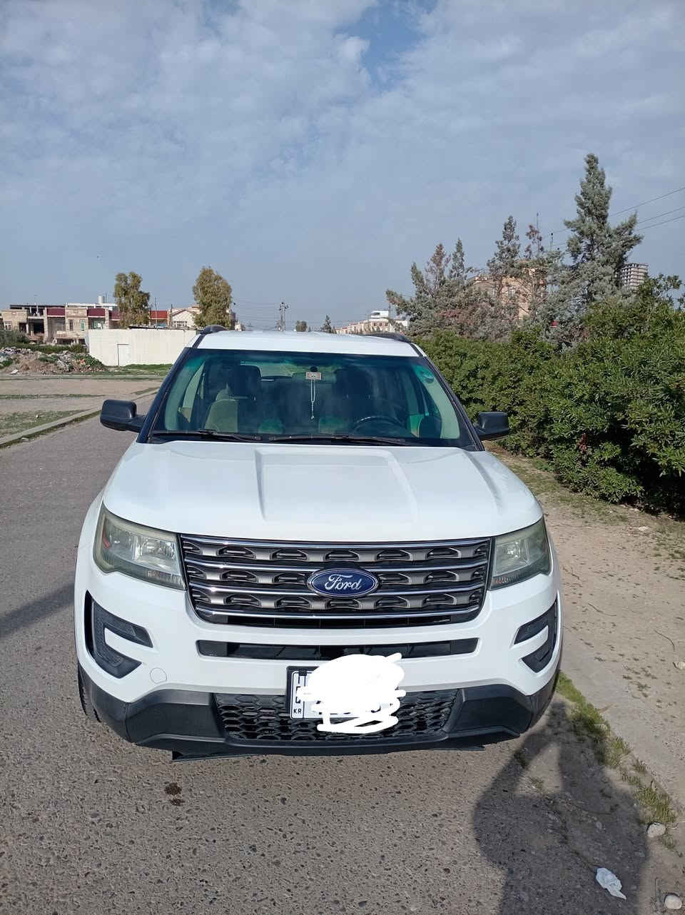 فورد ابیض  ثلجي، مودیل 2016، کلین تایتل، رقم اربیل، ماشیة 102.000klm، سیارة نظیفة، كیر اتوماتیك، 7 راكب، 6 سلندر، ویل نیكل، السیارة موجودة باربیل، سیارة جاهزة مابیه اي نواقص، السعر 19.300$، للاتصال *********** واتساب...
