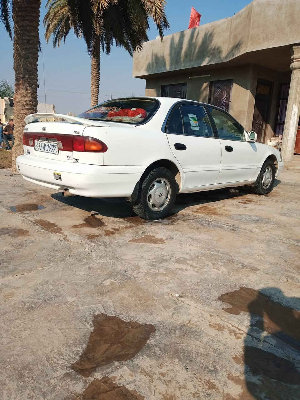 السلام عليكم سوناتا 2 /95 مكينة أو كير مكفوله 
صدر امامي جديد تخم تايرات تخم وياله جديد 
كير اوتماتيك كهرباءيات لايت عالي ناصي شغال 
رقم بغداد دولي شرط تحويل ثاني يوم وسيارة بسمي 
الداخل كلة جديد دوشمة كلها سيارة خير من الله ترايك وين ميعجبك مكان بغداد العبيدي سعرها 53وبيها مجال للشراي السيارة متعوب عليها الاستفسار ع رقم ***********
