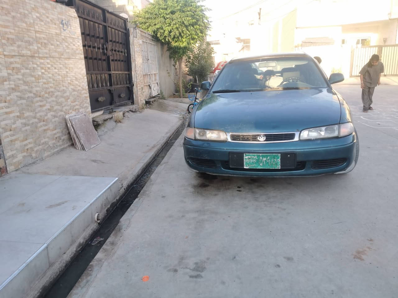 مازده فاسؤليا موديل 1993ته بريد سه نه وي كه سك به شه رتي ئه و ليات كئشه ي مه ده ني براوه لدران به شرت كيرو مكينه به شه رت ته قه وره قه به شه رت جوار تا ويلي  خاوىن جوار جام كاره باي ناو كئج هه موي ئيشده كا  هه تا به رز ونزمي لايت ئيشده ده كا فرؤشتني خئرا
سعر 27كمك معمله   ***********فايبر ***********وتساب شوذن هه ولذر
