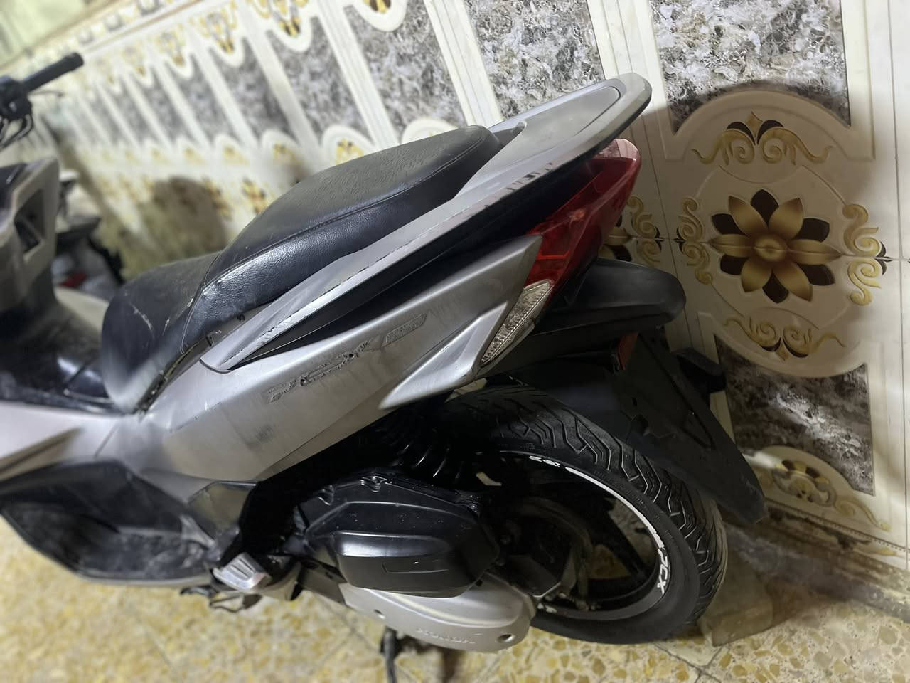 بيسي اكس جيل ثاني ياباني JFكفالة دراجة تخبل شاير كهربأيات عالي ناصي كلة شغال مكية 150 السعر 11مكاني بغداد مدينت الصدر ***********
