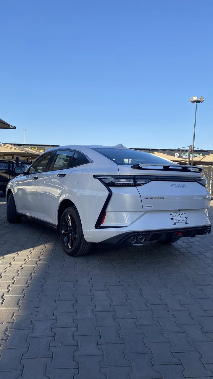 💥عرض خاص💥
🔺وصول وجبة جديدة من ال دونگ فينگ
🔻شاين
2025🔺 
🔻زيرو صفر كيلو متر 
🔺مع ضمان 6 سنوات 
🔻او 200،000 كيلو متر
🔺بصمة ابواب +تشغيل 
🔻كشنات جلد رياضي 3 الوان 
🔺كاميرا خلفية 
🔻شاشة كبيرة 
🔺اوتو ستوپ
🔻سايد بريك بصمة 
🔺ويل كب رياضي اسود
🔻لد نهاري +لايت عدسة هيلوجين  
🔺تستقبل الوقود العادي 
🔻تحكمات ستيرن جهتين 
🔺بصمات عدد 2 
🔻گير AT وليس CVT 
🔺بگ لايت لد 
🔻سبايدر خلفي اسود بلادي 
🔺اشاير مري 
🔻تحكات مري كامل 
🔺صرف وقود اقتصادي مقابل كل20 كيلو متر 1 لتر 
🔻جام 4 اوتو 
🔺داخل 3 الوان 
🔻تصميم السيارة رياضي 
🔺محرك 1500 تنفس طبيعي  
🔻محرك وگير نيسان ياباني 
🔺جميع الكهربائيات مصنعة من شركة بوش الالماني 
🔻كربلاء مدينة المعارض الجديدة معرض الحميري 22
💲بسعر(105)$ 

((***********))📞حيدر السعدي
