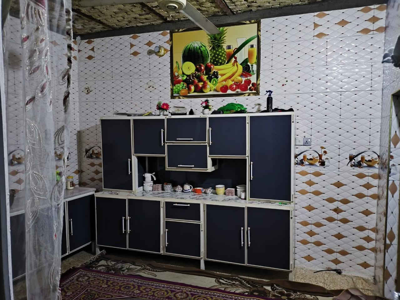 سلام عليكم بيت اللبيع
340متر يحتوي ع 3غرف نوم 
وصاله ومطبخ وصحيات ومظيف 
السعر 57مليون $بيه مجال 
 المكان بابل القاسم السعيدي 
***********
