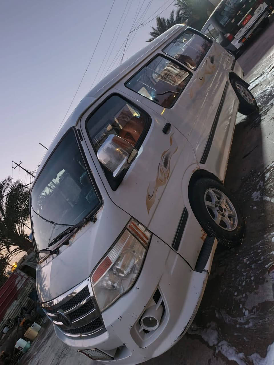 سلام عليكم فتون حره مصفره  سياره بلاديه مبدل بيه داير ودوسه فقط ومكينه كير اكسل كفاله تخم تاير حداديه ما نقصه شي كبل لشارع المكان البصره ابو الخصيب بيع بشرط تحويل ما تحول لا تتصل سعره 55بيه مجال ***********
