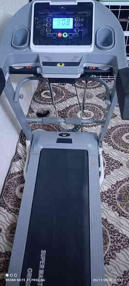 جهاز رياضه 
للبيع بدون عيب جهازين يستخدم بنفس الوقت
للتنحيف وركض
السعر 500الف
عنوان كركوك ازادي 
رقم ***********
