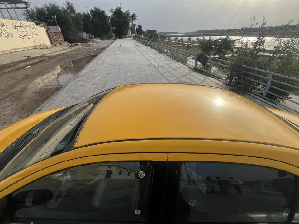 السلام عليكم
سياره كريت ول فولكس تكسي للبيع
موديلها ٢٠١٢ 
سياره جديدة بمعنى الكلمه هاي صورها 
تخم تاير 
ويل جديد 
حداديه امامي خلفي جدبدة
محرك جديد 
مصبوغه حزام 
السياره مال جناي و ما تعب 
السياره ب اسمي تحويل ثاني يوم 
نقصها بس كلج عالي 
مافارغ اسوي و التدفئة  بس الدكت مال تحكم جلب عندي 
و تبريد كامل نقص بلي مال كمبريسر 
اما لباقي كلها شغال السياره الي تعجبه كل لهلا بي مكاني _ بابل مسيب
***********
