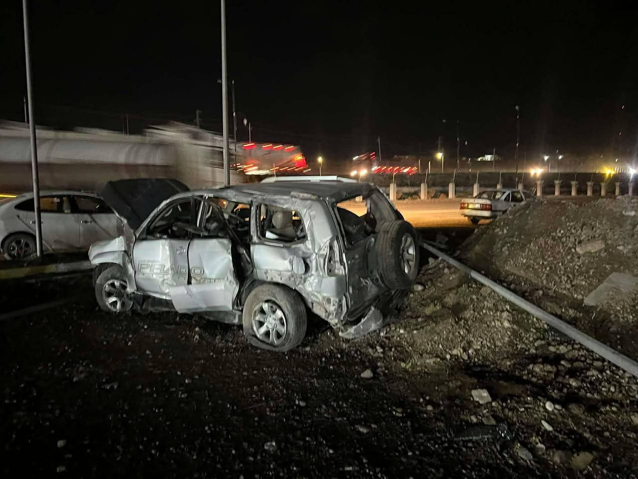 برادو 
موديل 2008
محرك 6سلندر 
حوادث جانبيه 
سعر مناسب ***********
