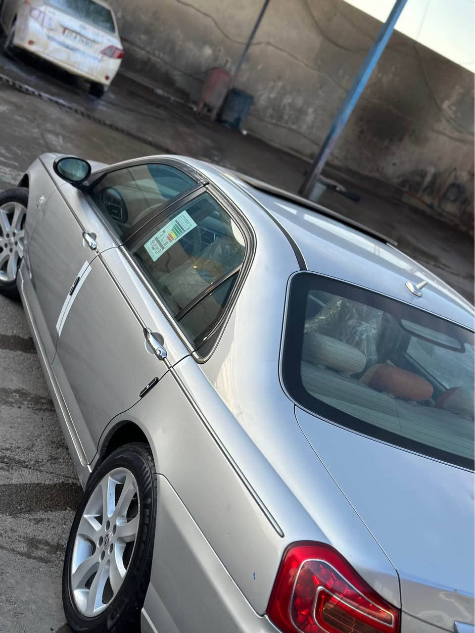 سعری ٤٨وەرەقە 
ژ.م/ *********** /لە هەولێرم

(MG 2014 فول مواسەفات )

یەک پارچەی بۆیاخە بێ ناوگرتن

گێر و مەکینە بەشەرتە 

رەقەم و سەنەوی تازەیە تا ٢٠٢٨ بەناوی خۆمە 

سەیارەکە فول مواسەفاتە و زۆر جوان ماوە 

سعری ٤٨ وەرەقە 
ژمارە مۆبایل/ *********** / أربيل, العراق
