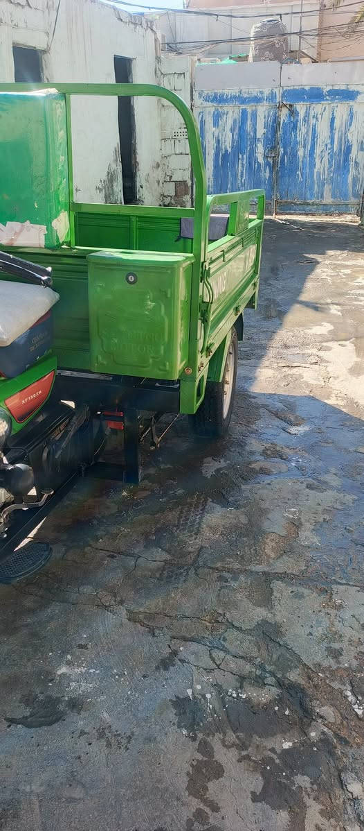 للبيع مكفولة أوراق وشاصي ومكينه مكاني كربلاء بسمي من الوكيل 2600وبيه مجال اشويه ***********
***********
