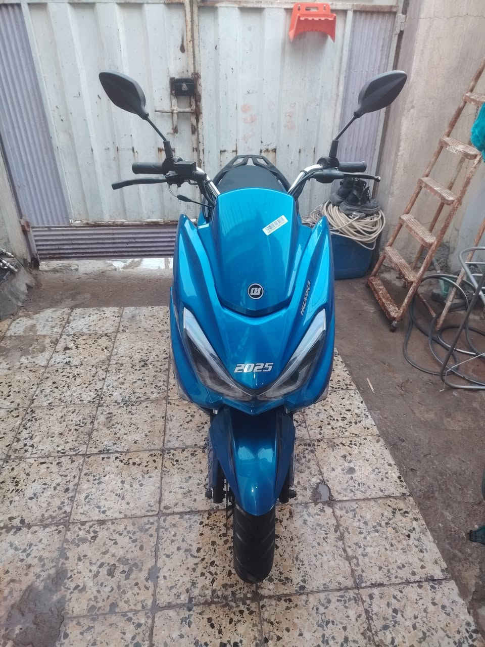 دراجه F40 شركت هوشه موديل 2025صار اقل الشهر اخذتهه عل سحك سعر خاص ***********
