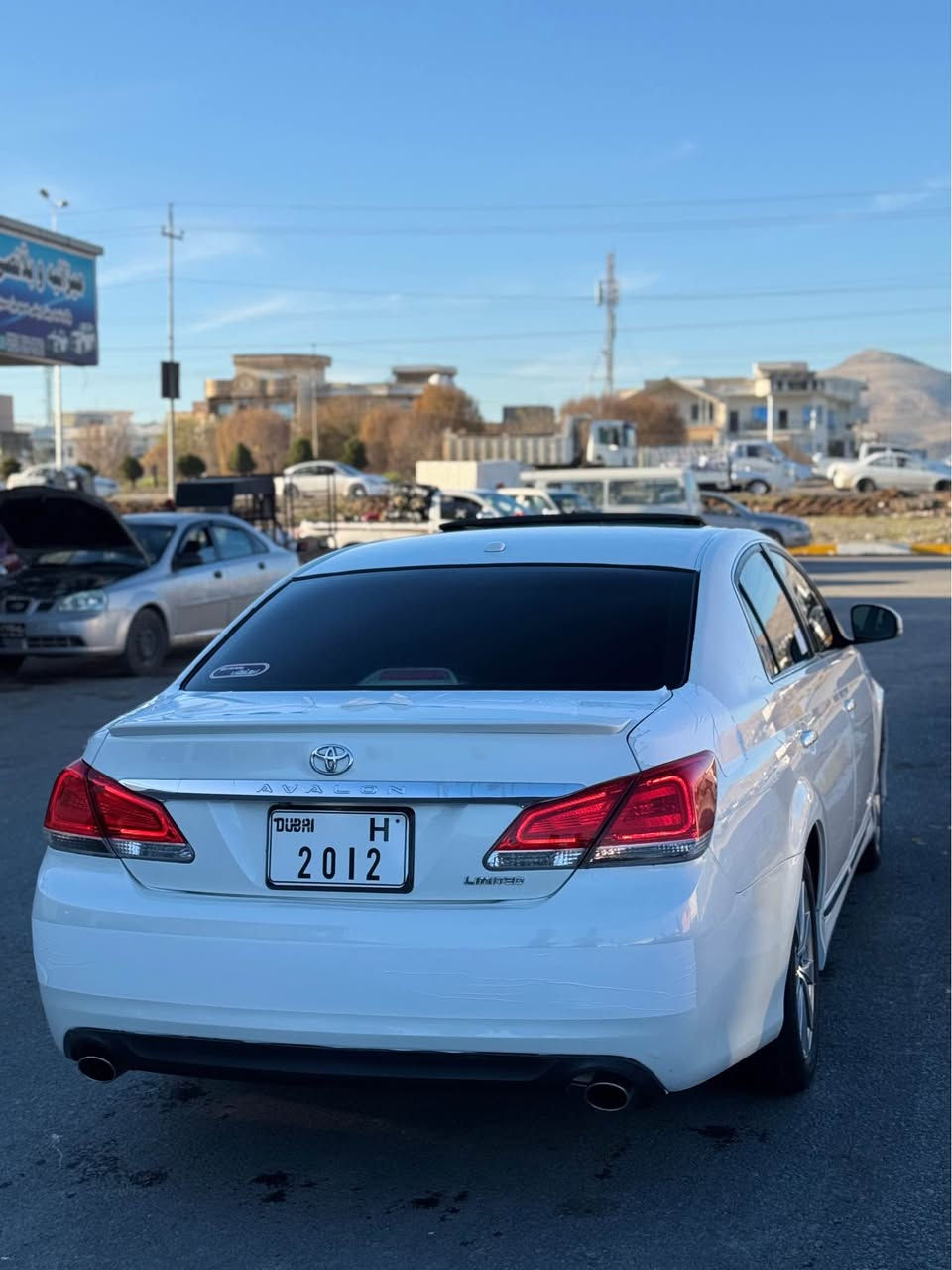 تۆیۆتا ئەفەلۆن 2012 
دوبەی بڕاوە
مواسوفات تەنها بەسمە نییە
سەقف و. لێدران بەشەرت ئێڕباگ بەشەرت
كامل جایز كراوە ٤تایەی تازە تەنجیل بلوتوز بیلادی كامل جوانكاری 
گێڕ و. مەكینە بەشەرت نەكراوەتەوە و دیجیتاڵیش بەشەرت نمونەیە لە جوانی
نرخ ٩٠ وەرەقە و. كەمێك مەجال
ژم / ***********
ژم / *********** رانية, السليمانية
