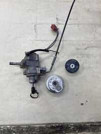 للبيع جوزه سكنس اصليه كلهن ب١٥ الف مكاني بغداد الحريه  07706571408