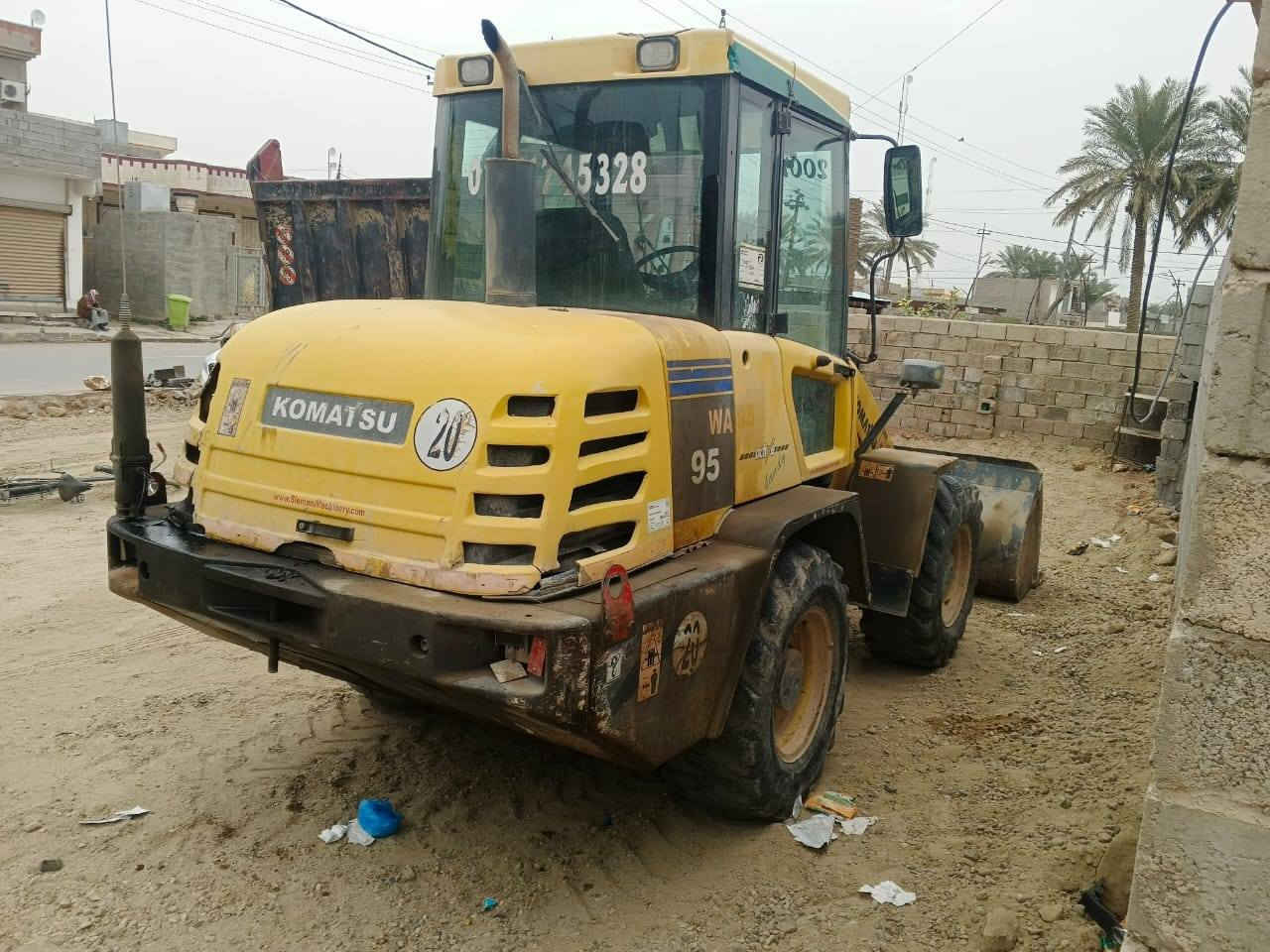 شفل للبيع كوماتسو حجم ٩٥ تحويل مباشر السعر ١٨٠ مكان الانبار موديل ٢٠٠١ رقم ***********
