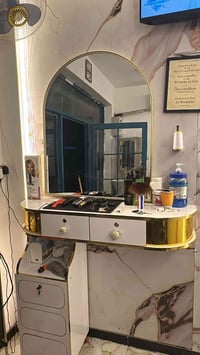 مستلزمات حلاقة • مستعملة • بغداد