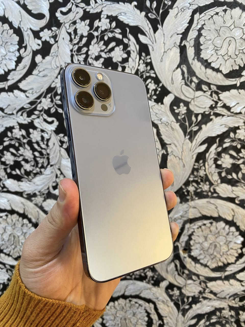 ايفون 13 برو ماكس مبدل شاشة ذاكرة 256 سعر 385 سعر نهائي اتصال *********** خاص مغلق
