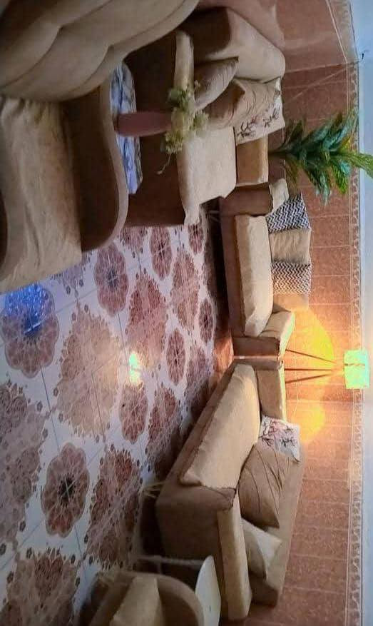 🔹 دار 160م طابق واحد بحي الحكيم🔹
🔹رقم الاعلان (104)
::::::::::::::::::::::::::::::::::
🔹المنطقة:- حي الحكيم 
🔹نوع العقار:- دار سكن
🔹المساحة:- 160م
🔹الوجه:- 10م
🔹النزال:-16م
🔹سنة البناء: 2014 
🔹عدد الطوابق: طابق واحد
🔹تفاصيل البناء::
الطابق يتكون من::  استقبال وهول ومطبخ وغرف نوم عدد/2/وصحيات 

 اقرب نقطة في: 
 
👈و لمزيد من التفاصيل يرجى التعليق (((ب تم)))

👈او زياره مقرنا الكائن في داموك طشاش قرب الاسعاف الفوري


**إذا كنت صاحب هذا الإعلان وتريد حذفه لأي سبب، رجاءا أرسل رسالة إلى الدعم الفني**