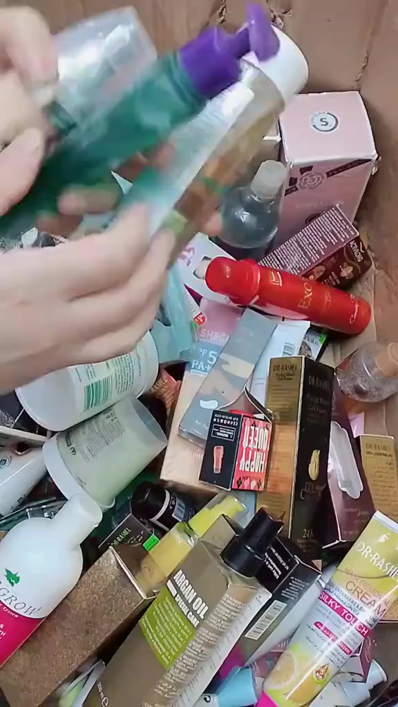 سلام عليكم متوفر مكياج وعنايه شلعه ومفرد كله اصلي وباركود اسعار مناسبه تواصل خاص


**إذا كنت صاحب هذا الإعلان وتريد حذفه لأي سبب، رجاءا أرسل رسالة إلى الدعم الفني**