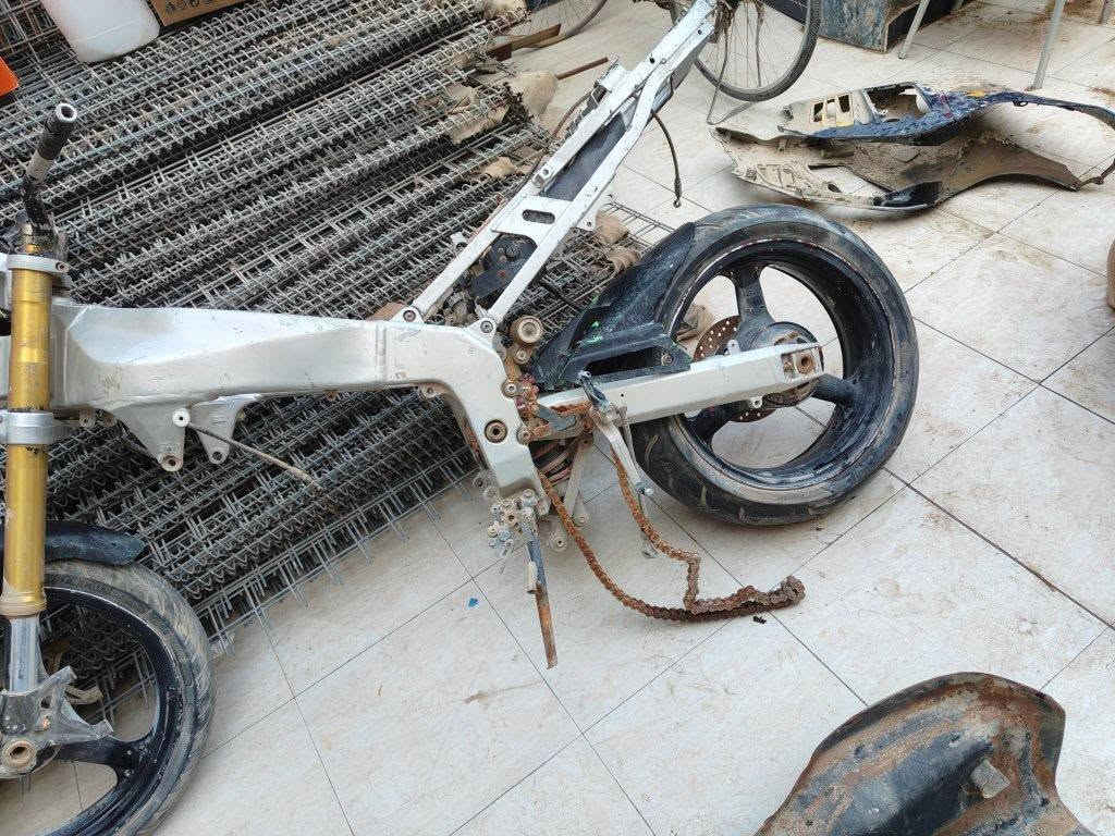 عندي تفصيخ دراجات كاوسكي 2004
سيبي  rr مكاني ديوانية توجد خدمة توصيل 
داخل الديوانية والمحافظات


**إذا كنت صاحب هذا الإعلان وتريد حذفه لأي سبب، رجاءا أرسل رسالة إلى الدعم الفني**