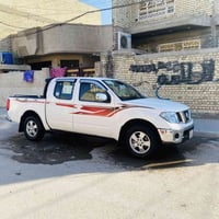 نيفاره موديل 2014 السياره من الضربه و التبديل و البارد السياره جديده و...