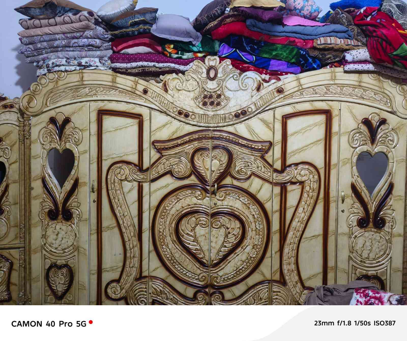 غرفه النوم للبيع بسعر مناسب ٦٥٠ نهايته ***********
