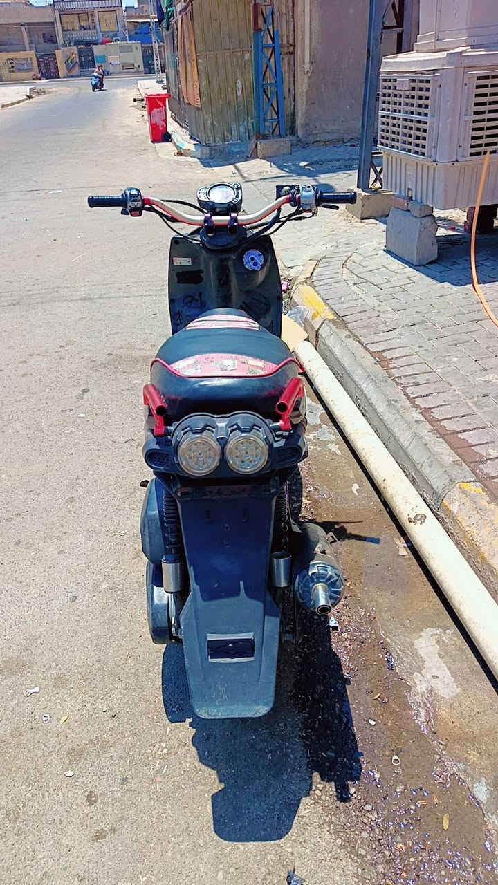 سلام عليكم 

سكنس جَبلي 

للبيع السعر 900بيه مجال حك الجيه 
الرقم ***********
العنوان المدينه الصدر
