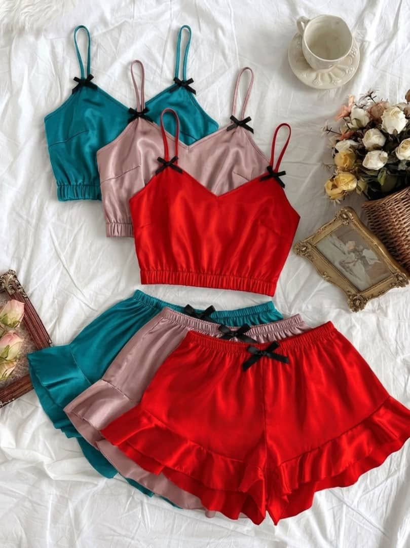 ▫️طقم شورط 
▫️ساتان قماش اجنبي 
▫️قطعة عرايسية  تقيلة ومرتبة 
▫️قياس واحد بتلبس ل 44
▫️سيري 10 قطع
▫️السعر بس 
0984678018


**إذا كنت صاحب هذا الإعلان وتريد حذفه لأي سبب، رجاءا أرسل رسالة إلى الدعم الفني**
