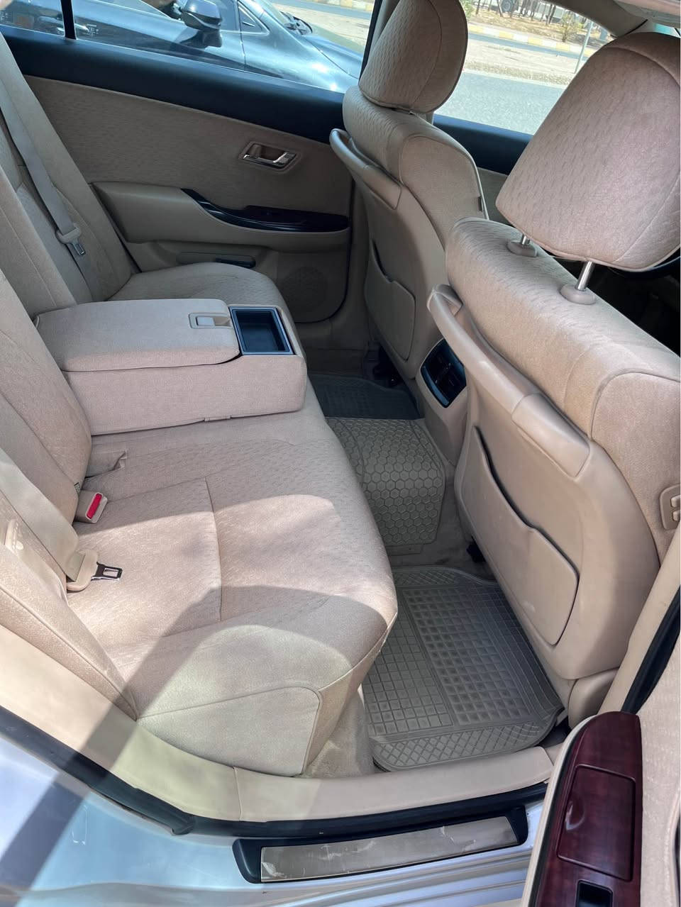 * شاهینە موس  2010   
        * ‏‎ناو زەرد 
        * ‏Eco 
        * ‏Snow 
        * ‏sport
        *  دەبڵ Eco
        * بازین زۆر کەم دەخوات 
        * مەکینە  بچوکی گێر گەورا 
        * ئاوێنە  ئیشارەت 
        * تراکشن
        * کامل مەسرەف کراوە  
        * ‏‎تەحدید سورعە 
        * ‏‎ڤۆلیۆم 
        * ‏‎تەبریدی مەرکەزی 
        * ‏‎سنوق شەفت
        * چوار تایەی لۆک 
        *  پێنج بەسمە 
        * ‏‎تەبرید كارەبایی مەزبوت
        * ‏‎دەر و ناوی وەک شوشە
        * گۆرینەوەش ئەکەم بە ئارم یان رەقەم 
*********** السليمانية, العراق
