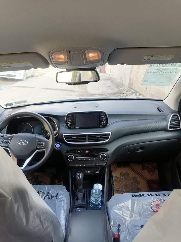 مكلف بالنشر          مكلف بالنشر
السلام عليكم للبيع توكسان موديل 2020 وارد امريكي حادث بسيط بدون ايرباك كامل مواصفات ماعدا الفتحه ماشيه 36 الف ميل صور الضرر موجوده بالمنشور رقم اربيل
 سياره كامله من كل شي جديده مكانها بغداد حي الخضراء السعر 175 وبيها مجال للاتصال ***********
