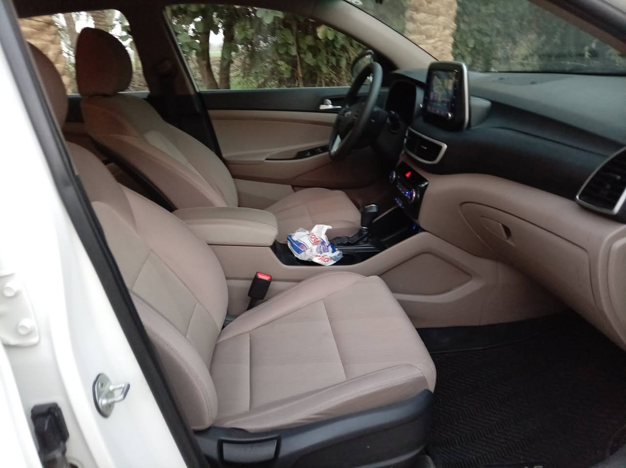 السلام عليكم للبيع توكسون 2019 خليجي رقم أربيل مكفولة كفاله عامه
محرك 20دوش 
مواصفات لد امامي
حساسات
بصمه مراي شفط
يدات نيكل
كشن امامي كهربائ
السياره بدون صبغ
 تريد تحويل تريد وكاله 
 
مكانها بابل الحمزة الغربي عليه السلام 
للاستفسار الاتصال على الرقم الموجود ***********
