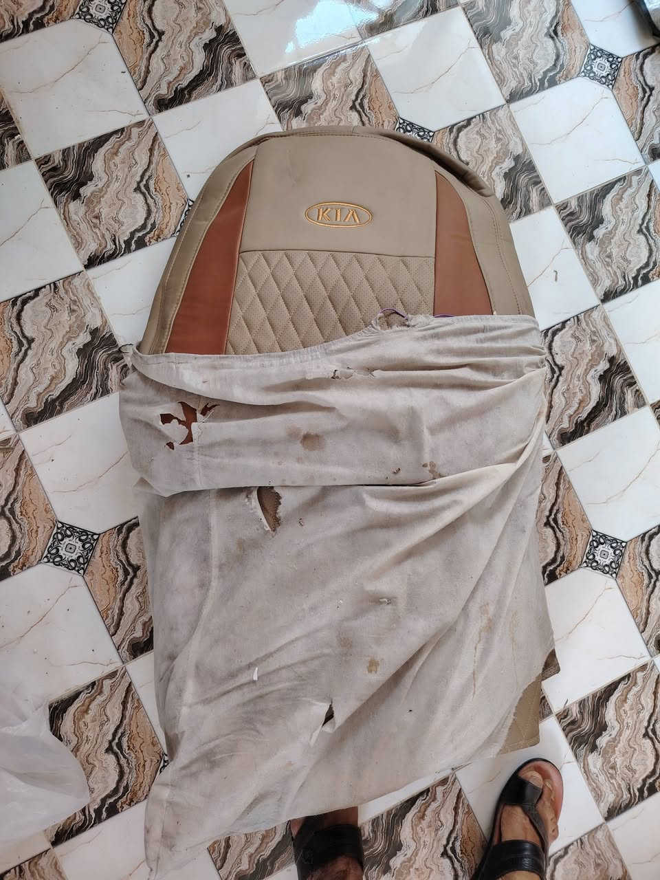 سله مال كيا كارنز للبيع
تلبيسه جلد ٧ راكب مال كيا كارنز للبيع
للاستفسار اتصل على الرقم ***********
