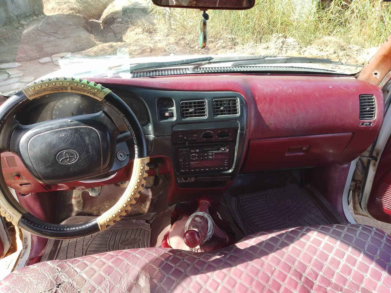 سيارة للبيع موديل 98 بسمي رقم الجهاز *********** سعر خاص
