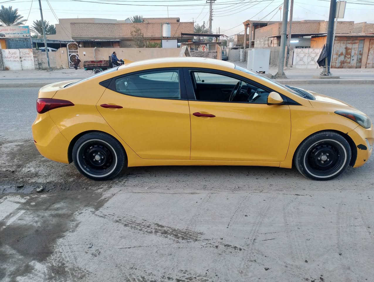 السلام عليكم
النترا أمريكي السعر 115
السيارة خير من الله المكينه والكير تخم تاير تبريد 
حادث جاملغ مبدل موضح بل سونار 
مكاني بابل مركز المدينة 
رقمي ***********
