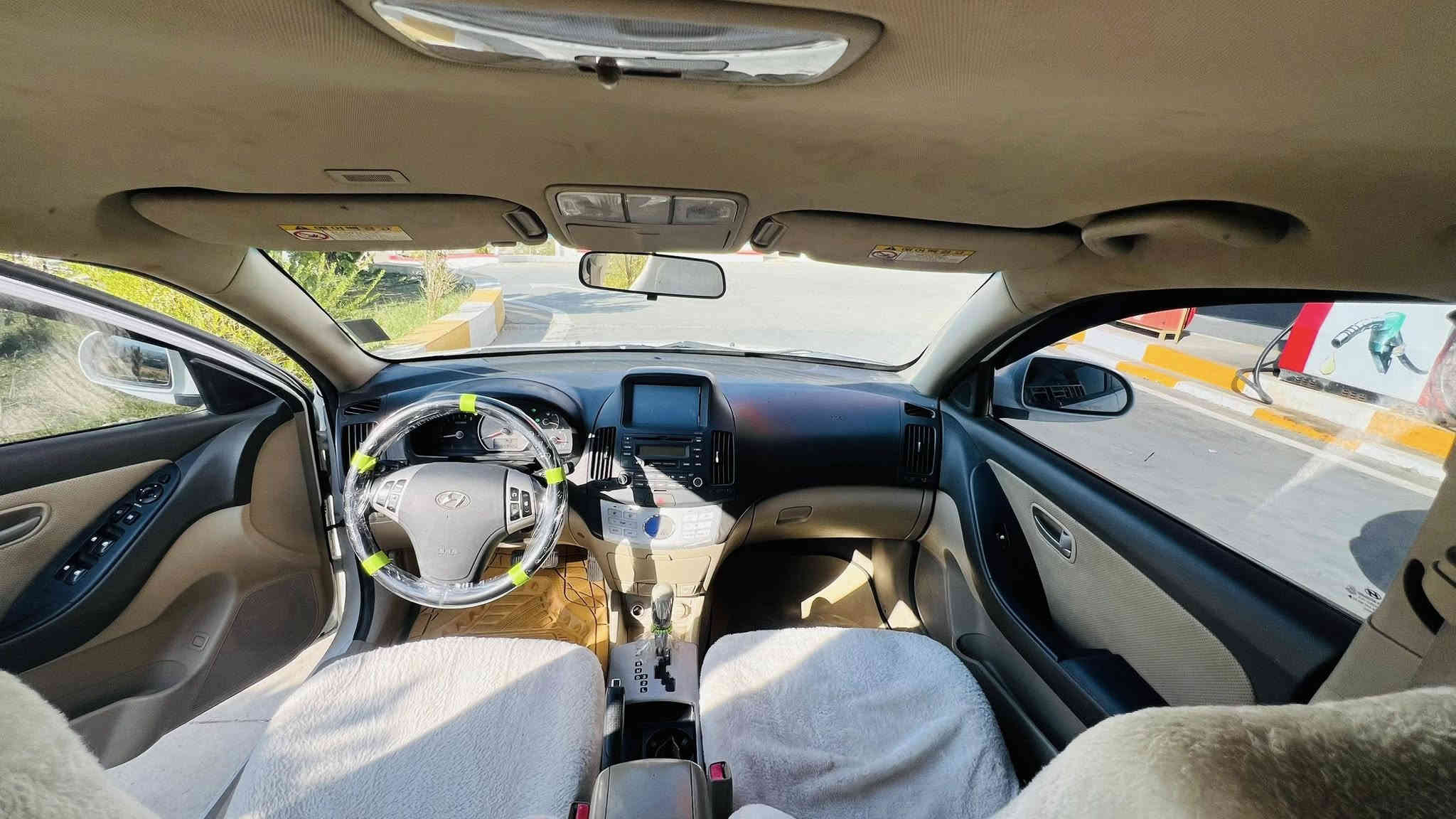 ئەڤانتی بڕاوەی دوبەی ٢٠٠٦
سەیارەکەحاسەیە تەبریت لەمس سارد و گەرم بە شەرت شاشە لێزەری کوشن جڵدی هیتەر ناوزەردە تازە پۆلیش و حەمام کراوە ٤ تایەی
لۆکی بۆ بەسراوە سپێری دانەبەزیوە چرکەی تیا نیە  بۆ چاڵ و شوخت مەگەڕێ سەقفی وەک شوشەیە ڕۆنی گێڕو مەکینەی تازە گۆڕدراوە دەعم و لێدراو  کەڤەر گۆڕاو بەشەرت گێڕ و مەکینەی بەشەرت
٥٢$ گەڵاو مەجال
***********
قەڵادزێ
