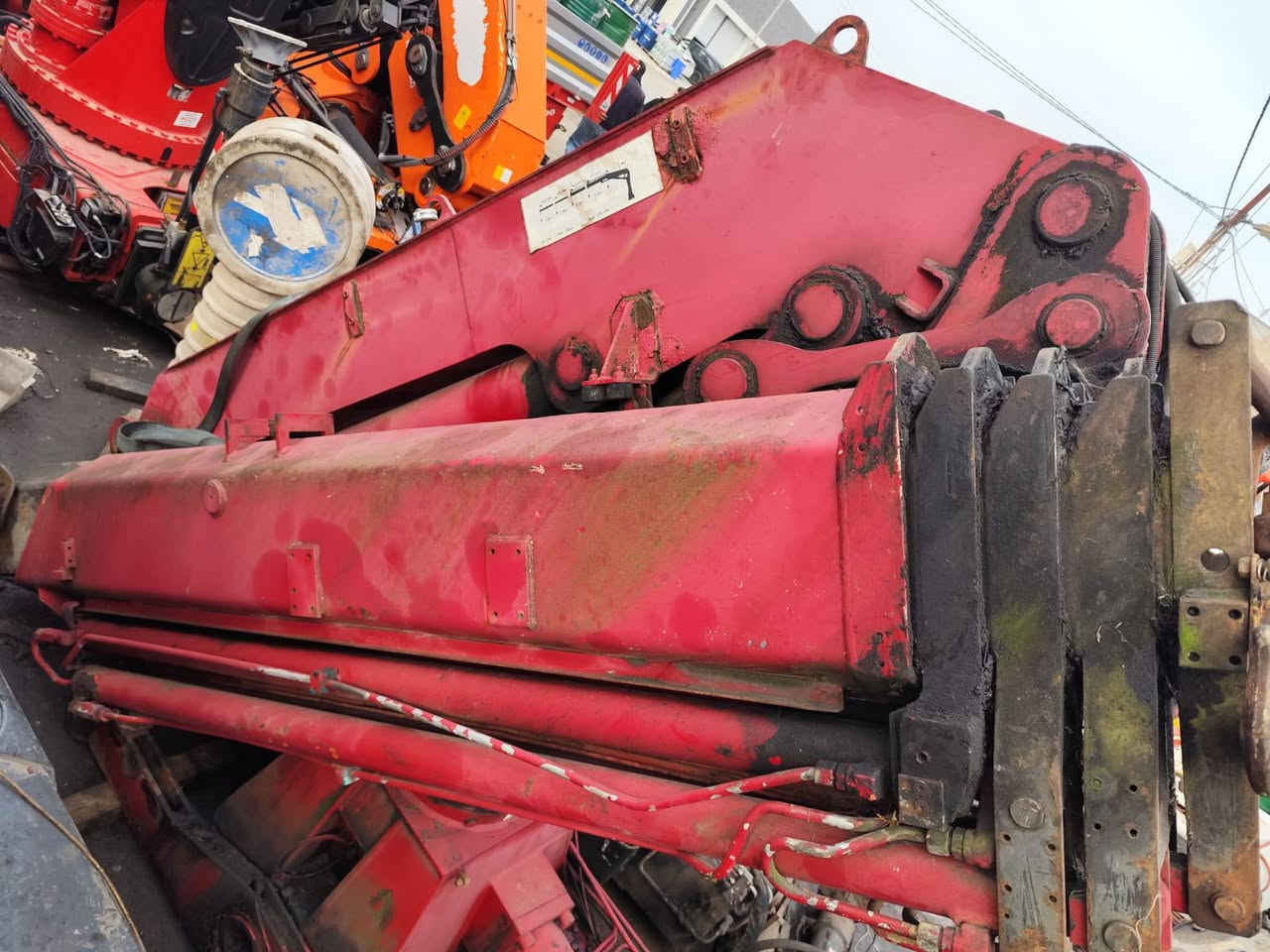 للبيع كرين اطلس
الوزن 9500

عدد سلايت  4

كرين مكفول كفاله عامه 

اوربي مامشتغل بل عراق

السعر   115

***********

***********
