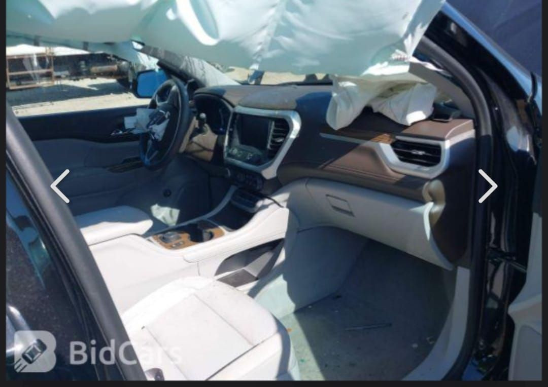 #مكلفة_بالنشر
جي ام سي اكاديا 2023 sle( بدون ايرباك )
فول مواصفات عدا الفتحة  
دخول وترقيم جديد بشهر ال12 بغداد 
حادثه بچم  
‎٧ راكب - ٣ قطع تبريد - داخل لونين ابيض وجوزي
‏‎فور ويل(AWD) - كشنات جلد - تشغيل عن بعد
- نقاط عمياء - رادارات امامي خلفي جانبي - 
صندوق كهرباء ( ويفتح بالرجل ايضا ) - سستم صوت (bose) - داتا شو - تدفئة كشنات - كشنات كهرباء
‎تحديد مسار - حساسات امامي وخلفي - اوتو ستوب - توقف ذاتي عند الاقتراب من السيارات - قفل تلقائي - مراية تعتيم ذاتي + اشاير  - سايد بريك بصمة - فول تحكمات ستيرن - اضاءة العالي اوتو - منظومة زنون بلادي  

‎وبعد بيها هواااي مواصفات
محرك ٢٠٠٠ توربو (اقتصادي وسريع)
ماشية 35 
السعر 210 وبيها مجال بسيط
‏‎السيارة جديدة بمعنى الكلمة وبالواقع بعد احلى وجاهزة بدون اي نقص وكل التفاصيل مذكورة بالكامل 

اي استفسار هذا رقمي 
***********
