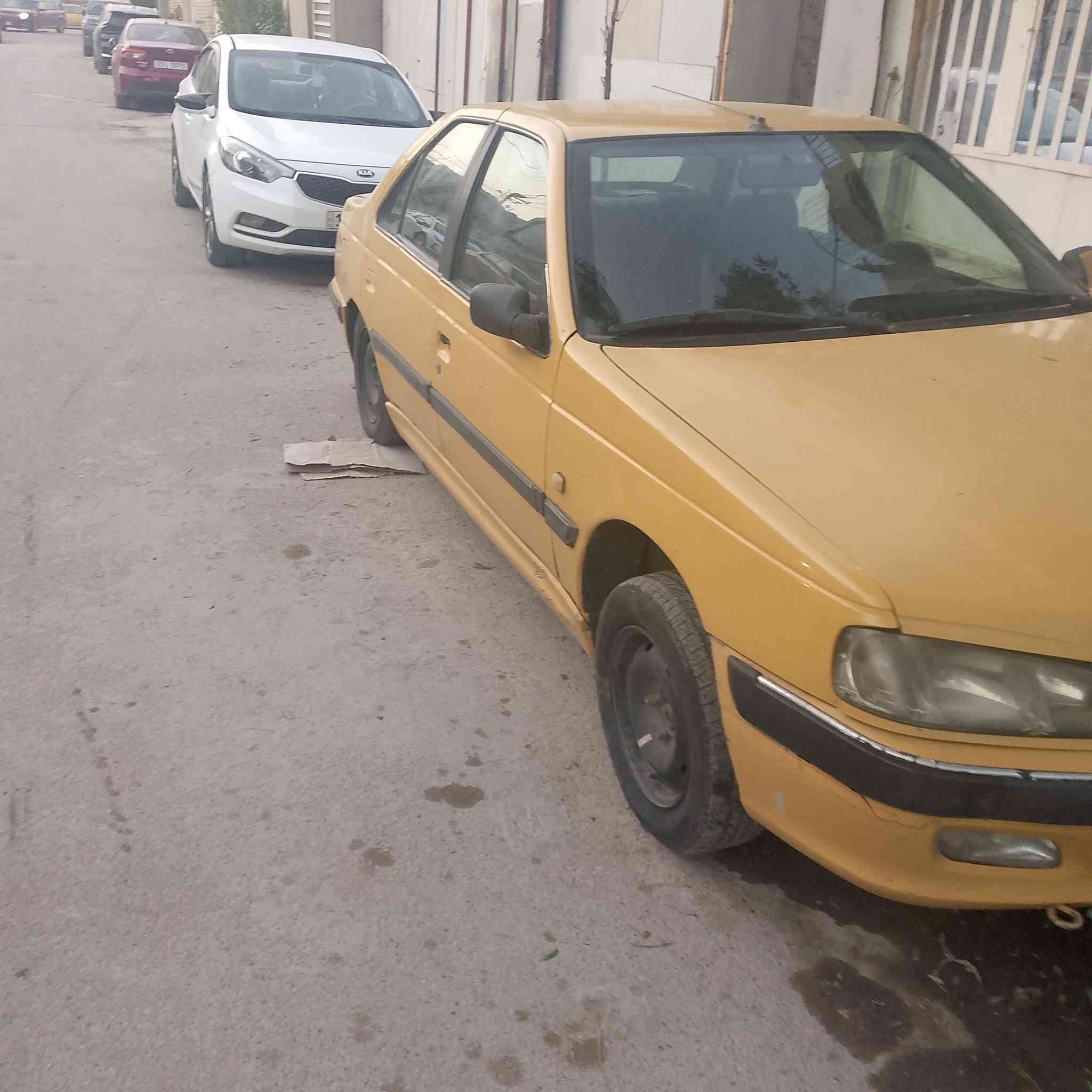 عندي بيجو بارس للبيع موديل 2015للاستفسار الاتصال على ***********
