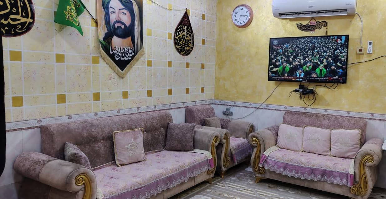#ارررررررخص بيت بالمنطقة بالعافية ع اليشتريه ✅🔥
📍بيت للبيع منطقة 36 مساحته 114م واجهيته حلوة نزلة سيد بشير مقابل مدرسة البيت العتيق قريب على الشارع العام
#طااااااابقين🏠 🔥
📌يحتوي الطابق الاولى على :
🔹غرفة_صالة_مطبخ_صحيات_استقبال_صحيات داخلية وخارجية
📌يحتوي الطابق الثاني على :
🔹غرفة كبيرة_وحمامات داخلية
💰💰السعر 90 مليون
للراغبين بالشراء تواصل على الواتساب او الاتصال على الرقم التالي
***********
*********** سيد مصطفى الياسري
يكون وقت الاتصال واستقبال المكالمات من الساعة 3 عصرا الى الساعة 12 ليلا يرجى الالتزام بالوقت المحدد 
🔺 ملاحظة: عمولة المكتب 1٪ من البائع والمشتري غير قابلة للتفاوض 
🔺 للراغب في عرض عقاره لدى مكتبنا تواصل خاص مع ذكر تفاصيل العقار 
🔺 نعتذر عن اعطاء رقم هاتف البائع ويكون التفاوض داخل المكتب حصرا
📌تابع البيج لتصلك جميع عروضنا العقارية في مدينة السماوة 
📌من لديه طلب شراء وجاد بالشراء سنوفر طلبه باسرع وقت ممكن من قطع ودور سكنية وهياكل ودوانم
📌من لديه قطعة طابو صرف ومستعجل ع البيع يتوفر لدينا مجموعة مشترين وفلوس نقد ع الوكالة وبالسعر المعقول 
#هيكل #بيت #دار #عقار #عقارات_السماوة
#السماوة #الرميثة #مجمع

