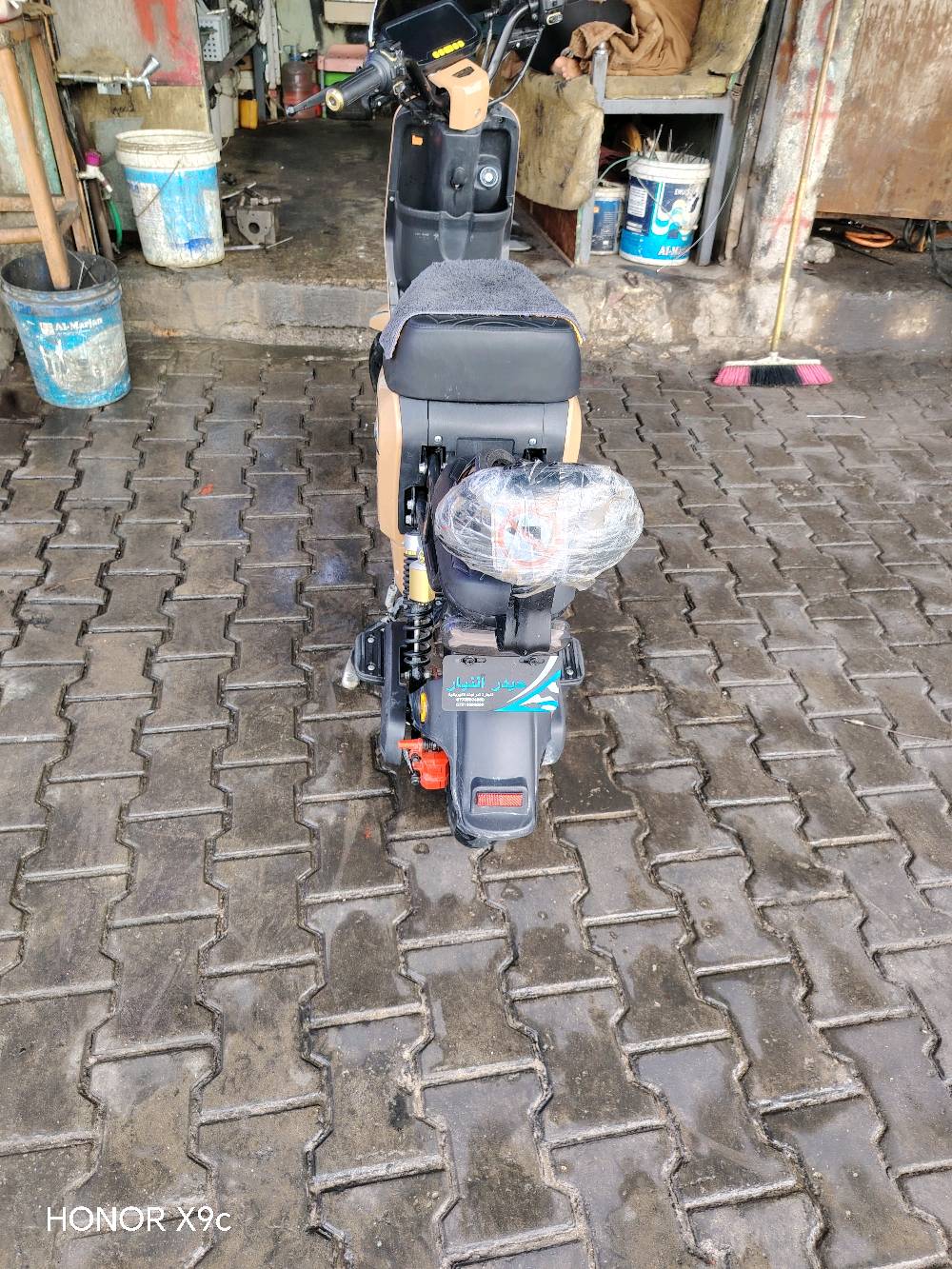 بايسكل شحن R9 للبيع خمس بطاريات وياها ريمونت تشغيل عن بعد ووسويجات اثنين كهربائيات كله شغاله ما عده دكمت الهورن اشكل. سعر 400 وبيها مجال قليل مكاني نجف حي الجمعيه ***********