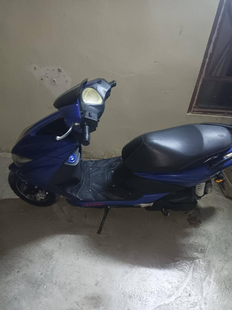 ماكس بومه ياباني 2022 مابي عيب كله شرط سعر 450 ***********
