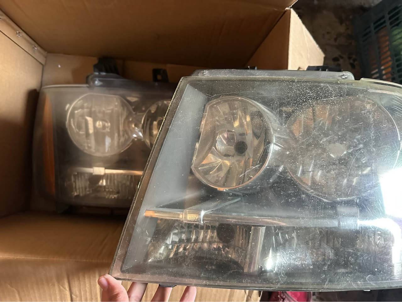 لايتات تاهو من موديل 2007 الى 2014 عدد 5 زوج مستعملات نص عمر سعرهن 60 وزوج جدد سعرهن 100 بيهن مجال قليل وانا خادم عنوان بصره مشراق الجديد للتواصل موجود خاص البصرة, العراق


**إذا كنت صاحب هذا الإعلان وتريد حذفه لأي سبب، رجاءا أرسل رسالة إلى الدعم الفني**