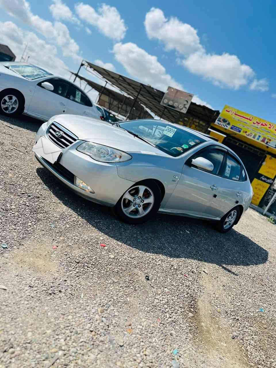 السلام عليكم للبيع دخول جديد افانتي موديل 2009  متومه اربيل اصليه دولي
محرك 16 شرط  كير اوتو شرط دكشن عالي بلادي السياره جديده لارصعه ولاا شخط موصفاتها حساسات خلفيه تبريد بيانو  أضاء بل مري صدر جديد طبه تخم تاير جديد  كشنات جلد تدفئه بل كشنات مري شفط  اربع دسك كشن سايق جكات تحكم ستيرن ويل 15 اصلي  السياره جديده بمعنئ الكلمه احلا من الصور شرط تراي وكشر زيررو.    السعر 45 وبيها مجال 
مكان السياره تكريت لاستفسار***********
