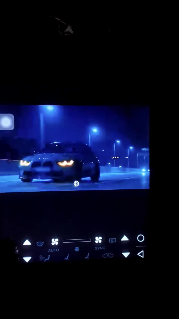 اول 60 الف وبالعافية 
 شاشة تاب عمودي 9.7 انج اندرويد و كاربلي مروحه تبريد خلفيه 
تشغل كل التطبيقات يوتيوب ويز كروم خرائط سوق بلي نتفلكس شاهد فيس بوك تيك توك تعرض موبايل بلوتوث واي فاي وكلشي 
مع كامل ملحقات كيبلات وجي بي اس


**إذا كنت صاحب هذا الإعلان وتريد حذفه لأي سبب، رجاءا أرسل رسالة إلى الدعم الفني**