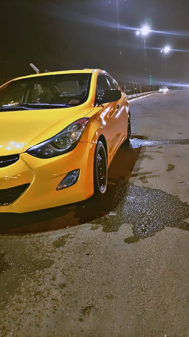 السلام عليكم عندي النترا موديل 2012 فول مواصفات عدا البصمه سياره تخم تاير جديد صدر امامي وخلفي جديد دوشمه جديده شاشه السياره هسه طالعه من الفرن تبريد منظومه  جديده سياره مناقصهه شي سياره بأسمي السعر 100 وبيهه مجال بسيط ملاحظه السياره عليهه غرامه مليون و100 الف الي ياخذهه ينقص من سعر السياره رقم *********** مكان الشعب
