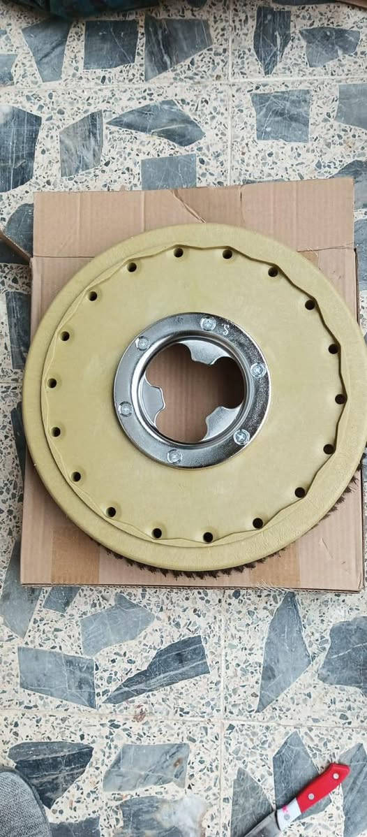 مكتب حسين الزهيري  للملمعات المرمر وجلايات التلميع 
  

يتوفر جلاية تنظيف وتلميع ارضيات المرمر والبورسلين 

1️⃣ يوجد حجر جلاية موقعي
2️⃣ لباد جلاية خشن وناعم 
3️⃣ شفرة تنظيف ارضيات ام الموس الي يتبدل 
4️⃣ملمعات المرمر 
5️⃣بودرة التلميع الايطالية للمرمر
6️⃣منظفات السيراميك والبورسلين 
7️⃣جلاية تنظيف 
8️⃣حجر دايموند 

العنوان / بغداد الجديدة الشارع العام  خلف مطعم جبار ابو الشربت
 للاستفسار 
***********
***********
